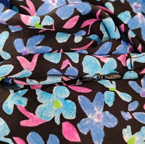 RETRO FLORAL MAXI DRESS NWOT - Picture 9 of 13